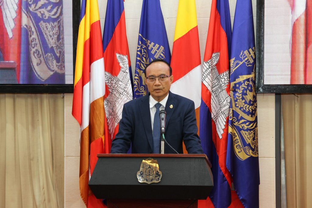 វិស័យអាកាសចរណ៍កម្ពុជា សម្រេចបានការ នាំផ្លូវហោះហើរដោយប្រើប្រាស់ប្រព័ន្ធផ្កាយរណប