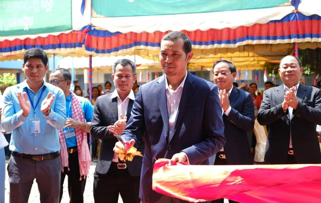 អគារមជ្ឈមណ្ឌលសិក្សាពេញមួយជីវិតថ្មីនៅទីក្រុងប៉ោយប៉ែត នឹងផ្តល់ការអប់រំដល់កុមារតាមចិញ្ចើមផ្លូវ ￼