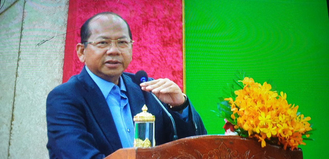 អភិបាលខេត្តកំពត ណែនាំមន្ត្រីឲ្យអភិវឌ្ឍសមត្ថភាព ធ្វើជាមេដឹកនាំល្អ កុំធ្វើជាមេអាប៉ោង