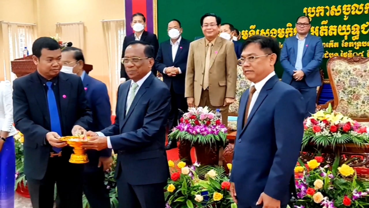 រដ្ឋមន្រ្តីសង្គមកិច្ច៖ អំឡុងវិបត្តិនៃការឆ្លងរាតត្បាត ជំងឺកូវីដ១៩ រាជរដ្ឋាភិបាលបានចំណាយថវិកាជិត៨០០លានដុល្លារ ដើម្បីជួយ ឧបត្ថម្ភទំនុកបម្រុងដល់ពលរដ្ឋក្រីក្រ និងងាយរងគ្រោះ