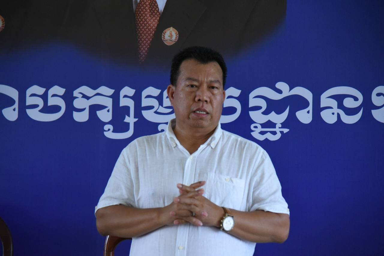 អនុប្រធានក្រុមការងារគណបក្ស ចុះមូលដ្ឋានស្រុកអូររាំងឪ ឯកឧត្តម ខ្វៃ អាទិត្យា លើកទឹកចិត្តសមាជិកគណបក្សមូលដ្ឋានឃុំព្រះធាតុ ពង្រឹងសាមគ្គីភាព បន្តសហការគ្នាធ្វើអំពើល្អ និងរួមចំណែកអភិវឌ្ឍមូលដ្ឋាន