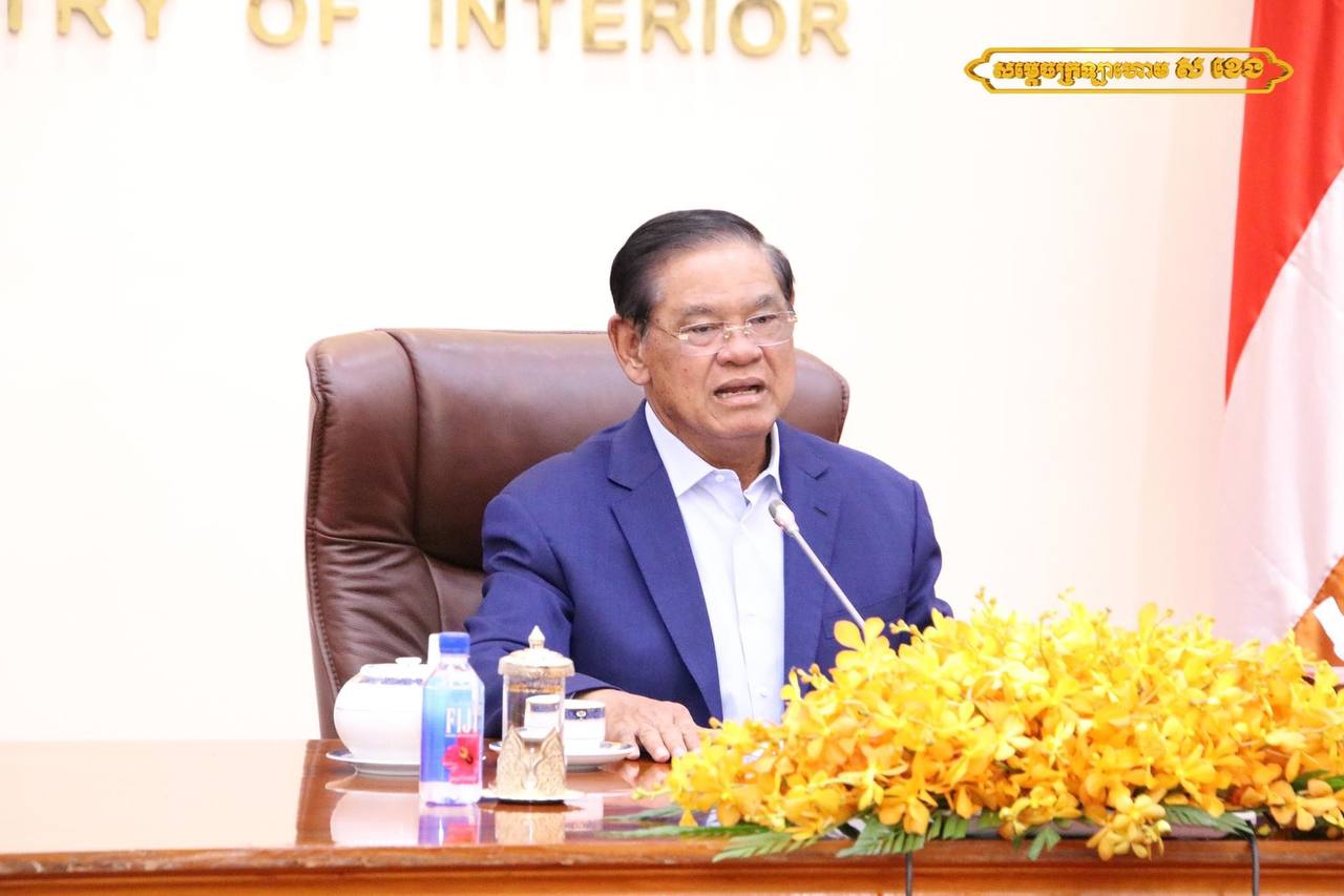 សម្ដេចក្រឡាហោម ស ខេង អនុញ្ញាតជូនប្រតិភូសហភាពសហជីពរក្សាសិទ្ធិកម្មករកម្ពុជា ហៅកាត់ថា (CWPUC ) ចូលជួបសម្ដែងការគួរសម
