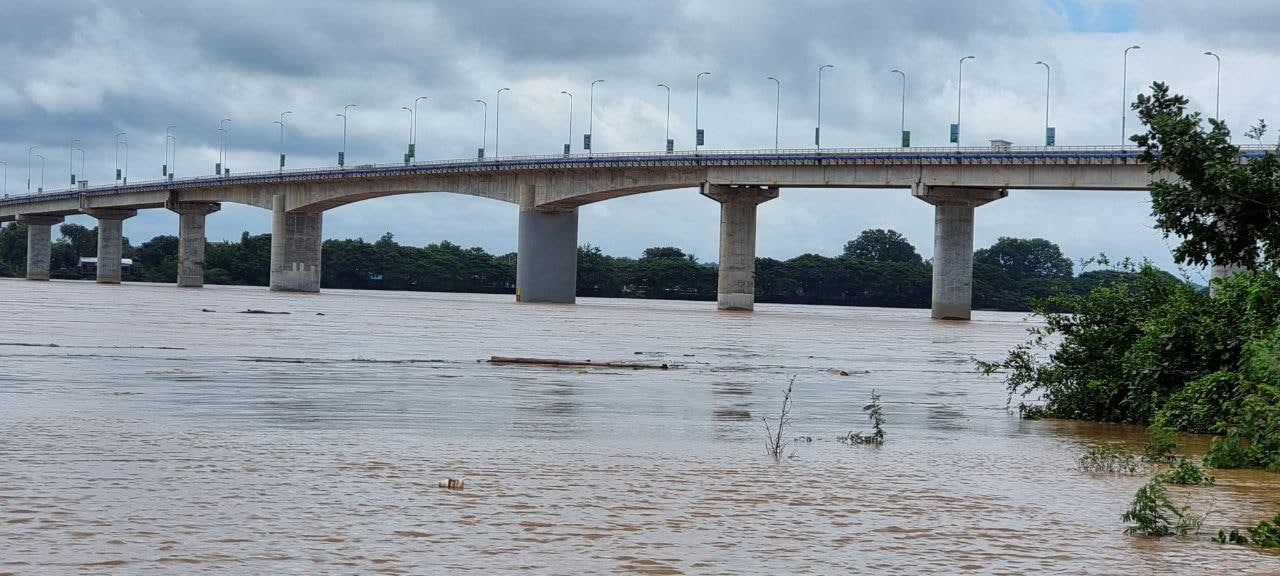 មន្ទីរធនធានទឹកខេត្តស្ទឹងត្រែង ណែនាំពលរដ្ឋរស់នៅដងទន្លេមេគង្គ ទន្លេសេសាន ទន្លេសេកុង ត្រូវប្រុងប្រយ័ត្នខ្ពស់ព្រោះទឹកនឹងហូរចាក់ពីឡាវ ហើយអាចឈានដល់ការប្រកាសអាសន្ន