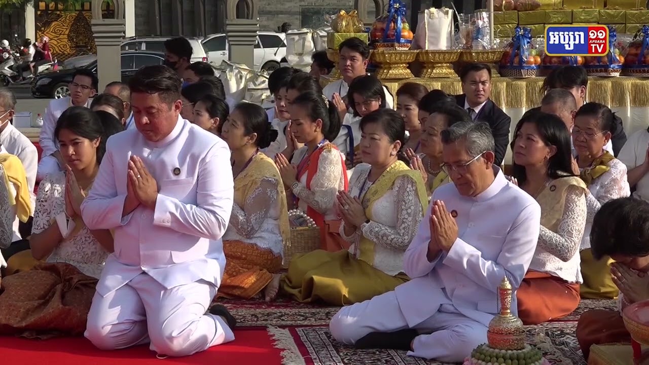 កម្ពុជាប្រារព្ធខួបទី១០០ព្រះវស្សារំលឹកខួបប្រសូត្រព្រះបរមរតនកោដ្ឋ (Video Inside)