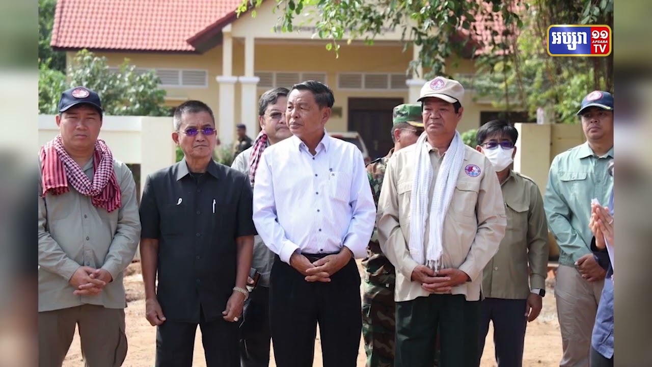 ខេត្តសៀមរាបចែកស្រូវពូជជិត៤០០តោនដល់កសិករ (Video Inside)