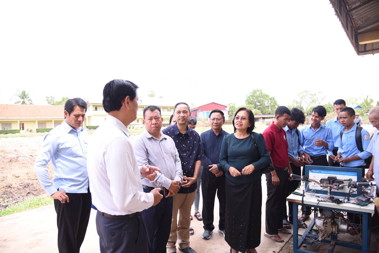 គម្រោងពិព័រណ៍សហគមន៍ បង្កើតមុខរបរ ដល់ប្រជាពលរដ្ឋ នៅតាមសហគមន៍ តំបន់ការពារធម្មជាតិ ក្នុងខេត្តកំពង់ធំ