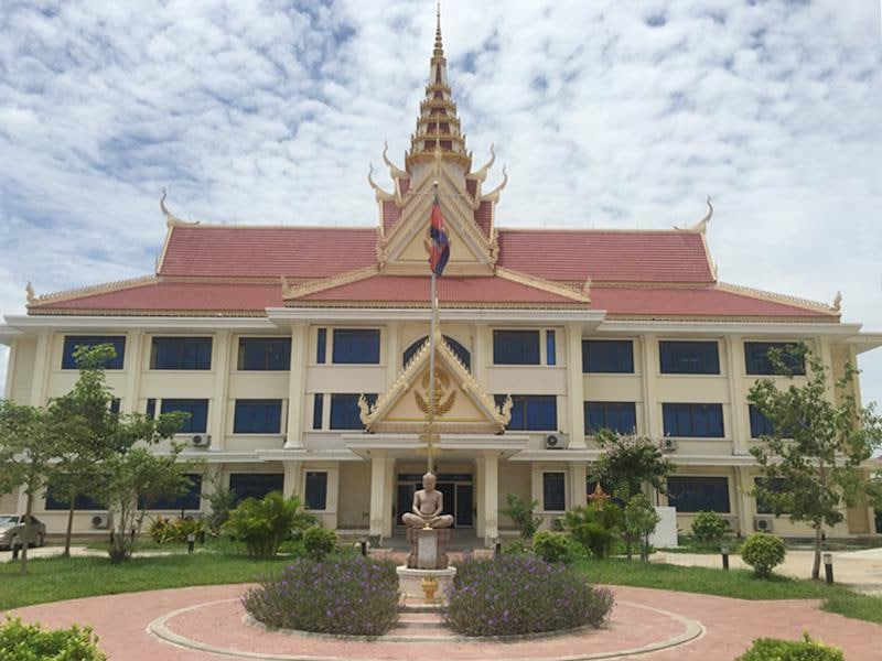 ក្រសួងមុខងារសារធារណៈណែនាំពីនិតិវីធីនិងបែបបទជុំវិញប័ណ្ណមន្ដ្រីរាជការថ្មីស្មាតកាត សម្រាប់ដកប្រាក់តាម​ អេធីអឹមនិងសម្គាល់ខ្លួន