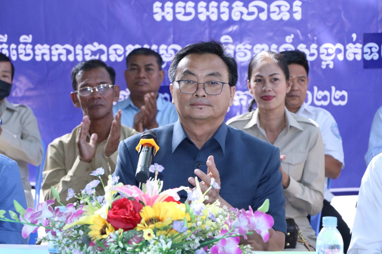 រដ្ឋបាលខណ្ឌចំការមន ជំរុញឱ្យក្រុមហ៊ុន ដែលទទួលបានសិទ្ធិ ក្នុងការស្ថាបនាលូ និងផ្លូវ ត្រូវគោរពតាមស្តង់ដារក្នុងសៀវភៅ តាមដានការដ្ឋាន