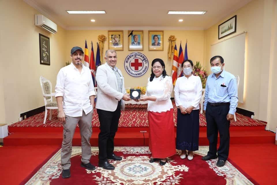 លោកជំទាវ ម៉ែន នារីសោភ័គ ទទួលជួបសវនការជាមួយប្រធាននាយកដ្ឋានបញ្ជាទិញ និងភស្តុភារ នៃសមាគមជាតិអឌ្ឍចន្ទក្រហមកូវ៉ែត