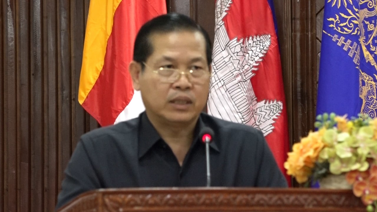 មន្ត្រីធនាគារជាតិនៃកម្ពុជា ៖ ដើម្បីដោះស្រាយបញ្ហាប្រឈមក្នុងវិស័យមីក្រូហិរញ្ញវត្ថុ ចាំបាច់ត្រូវតែមានការលើកកម្ពស់ចំណេះដឹងផ្នែកហិរញ្ញវត្ថុ ជូនដល់អ្នកប្រើប្រាស់ ពិសេស ពលរដ្ឋនៅតាមមូលដ្ឋាន