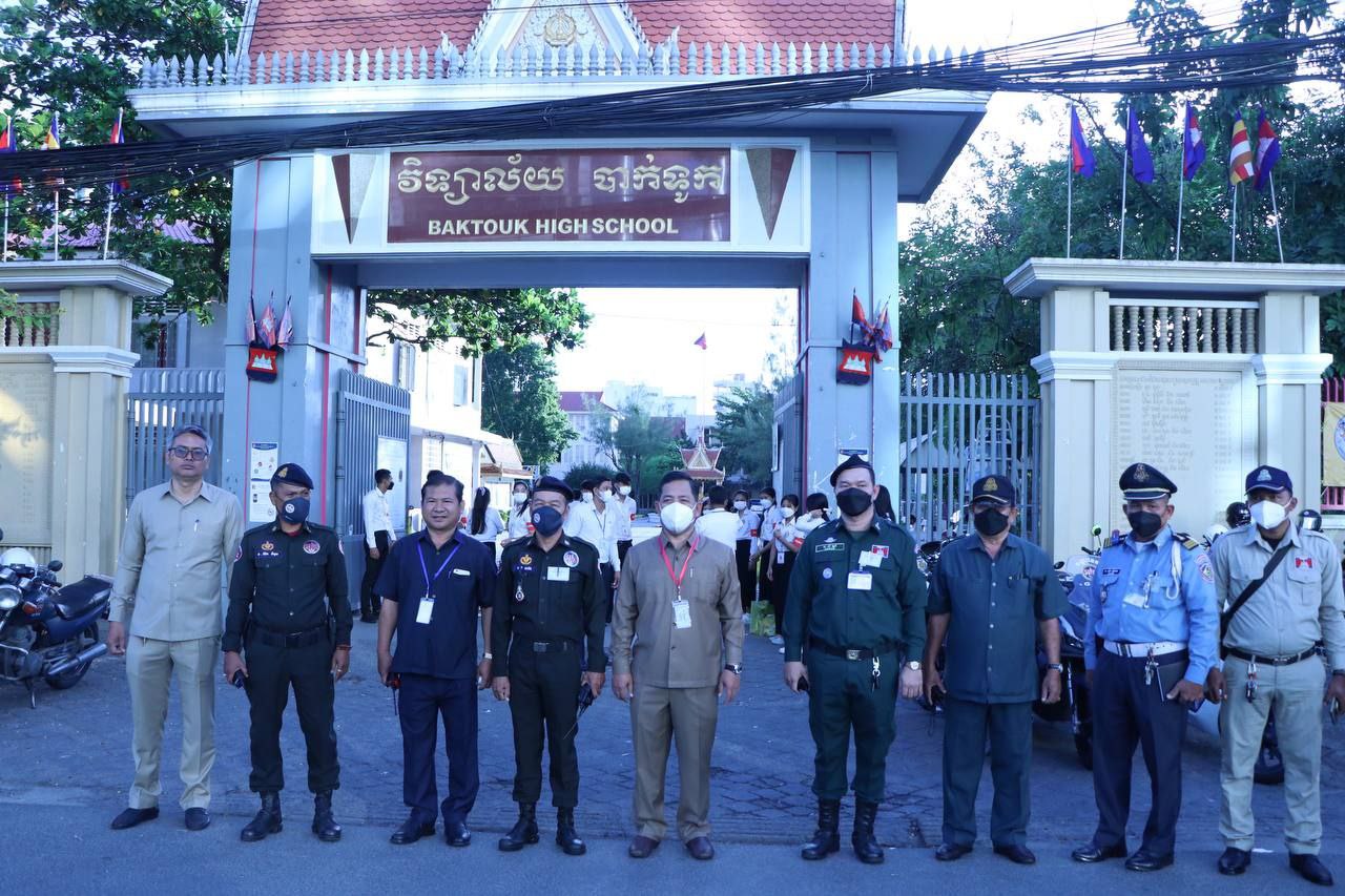 អភិបាលខណ្ឌ ៧មករា ថា បេក្ខជនទាំងអស់ អនុវត្តបានខ្ជាប់ខ្លួន នូវវិធានសុខាភិបាល និងសុវត្ថិភាព សម្រាប់ការប្រឡងសញ្ញាបត្រ មធ្យមសិក្សាទុតិយភូមិ