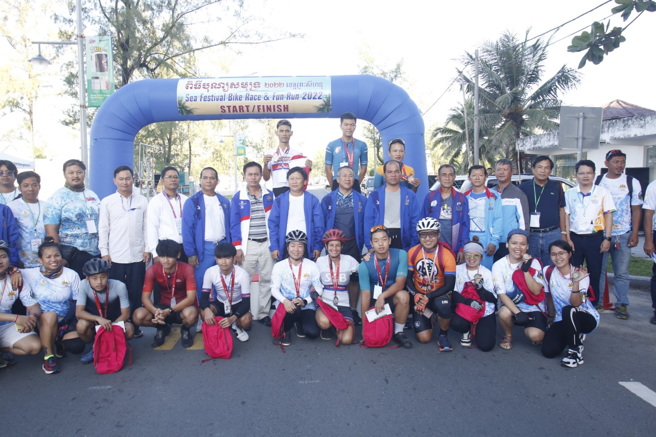 ឯកឧត្តម វ៉ាត់ ចំរើន ឆ្លើយតបនឹងការភាន់ច្រឡំ ចំពោះការប្រកួតកីឡាអបអរបុណ្យសមុទ្រ ដើម្បីដណ្តើមប្រាក់រង្វាន់