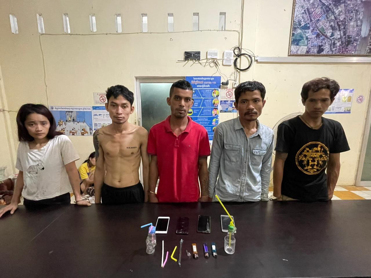 កំលាំងជំនាញខណ្ឌ និងប៉ុស្តិ៍ឫស្សីកែវ បង្ក្រាបករណីប្រើប្រាស់គ្រឿងញៀន ឃាត់ខ្លួន មនុស្ស ៥នាក់