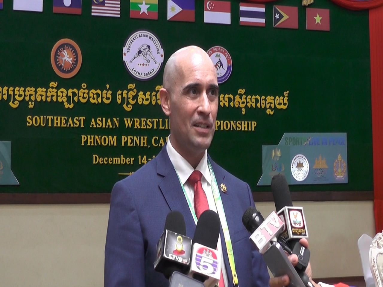 អនុប្រធានសហព័ន្ធកីឡាចំបាប់កម្ពុជាអំពាវនាវឲ្យប្រជាពលរដ្ឋចូលរួមទស្សនាគាំទ្រកីឡាចំបាប់នៅស៊ីហ្គេម ឆ្នាំ២០២៣ឲ្យបានច្រើន ដើម្បីលើកទឹកនិងកម្លាំងចិត្ត