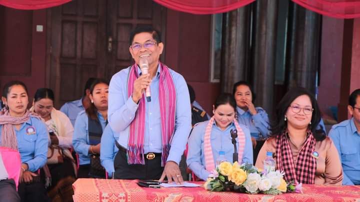 ប្រជាពលរដ្ឋងាយរងគ្រោះចំនួន ២១៦គ្រួសារ នៅស្រុកលំផាត់ ទទួលបានអំណោយជាស្បៀងអាហារពីរាជរដ្ឋាភិបាលតាមរយៈមន្ទីរសង្គមកិច្ចអតីតយុទ្ធជន និងយុវនីតិសម្បទាខេត្តរតនគិរី