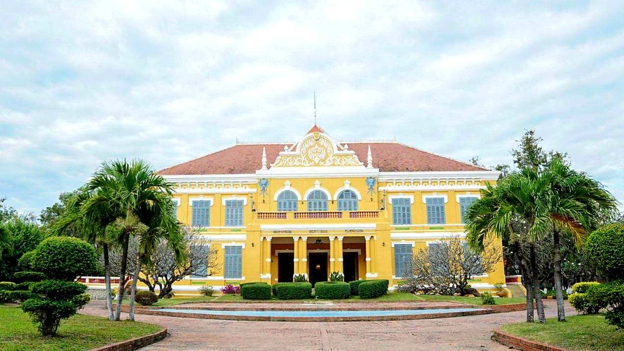 ការអភិរក្សសំណង់អគារចាស់ៗនៅបាត់ដំបង ជាការជួយ លើក ស្ទួយវិស័យទេសចរណ៍នៅទីនោះ