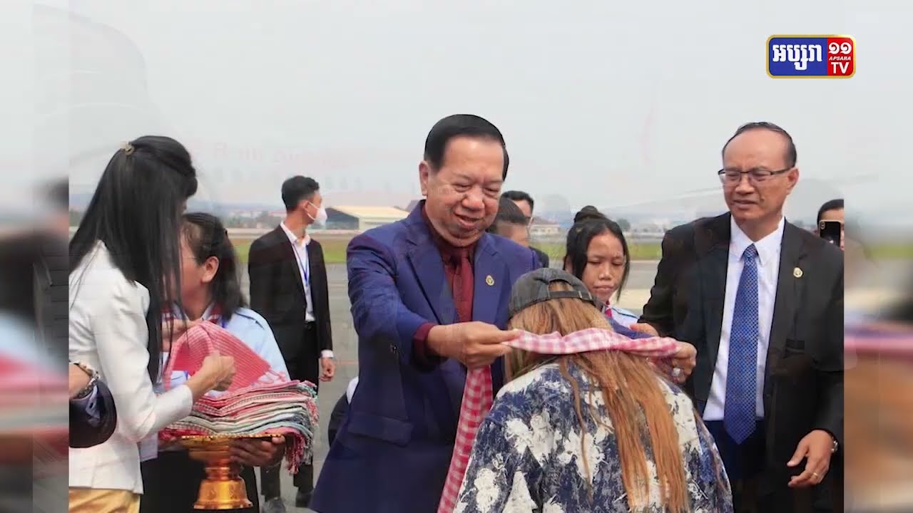 កម្ពុជាស្វាគមន៍ជើងហោះហើរពីប្រទេសចិនលើកដំបូង (Video Inside)