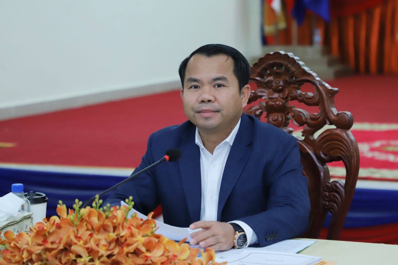 អភិបាលខេត្តកណ្តាលបានជំរុញ និងលើកទឹកចិត្តដល់បណ្ដាមន្ទីរជុំវិញខេត្ត អាជ្ញាធរក្រុង-ស្រុក ត្រូវបន្តខិតខំបំពេញការងារ តួនាទី ភារ:កិច្ចខ្លួនឲ្យកាន់តែលទទួលបាននូវស្នាដៃ និងសមិទ្ធផលថ្មីៗក្នុងឆ្នាំ២០២៣នេះជាបន្តបន្ទាប់ទៀត