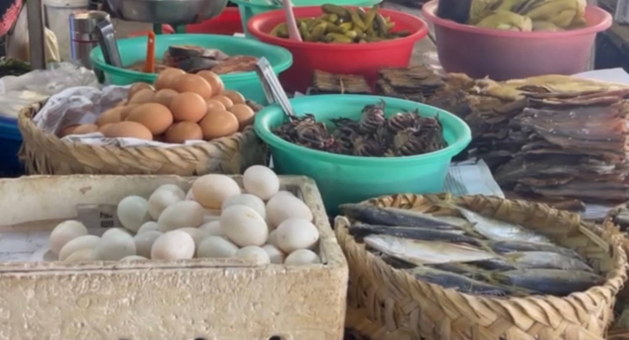 តម្លៃមុខម្ហូប ក្នុងផ្សារប៉េសេ នៃរាជធានីភ្នំពេញ នៅព្រឹកថ្ងៃទី២៦ ខែមករា ឆ្នាំ២០២៣