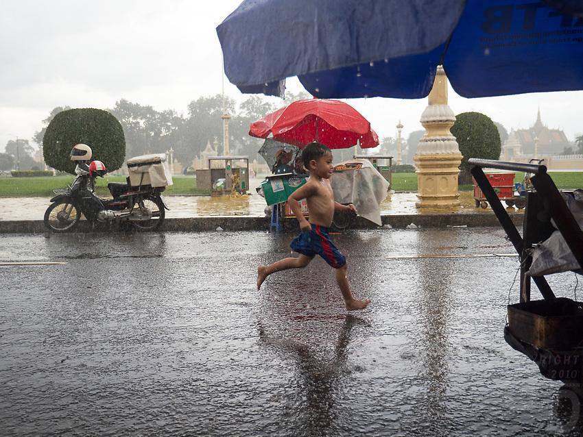 ក្រសួងធនធានទឹក៖ ចាប់ពីថ្ងៃទី១ ដល់ថ្ងៃទី៧ ខែកុម្ភៈ ឆ្នាំ២០២៣ស្អែកនេះ អាចមានភ្លៀងធ្លាក់ក្នុងកម្រិតពីខ្សោយទៅមធ្យមដោយអន្លើ