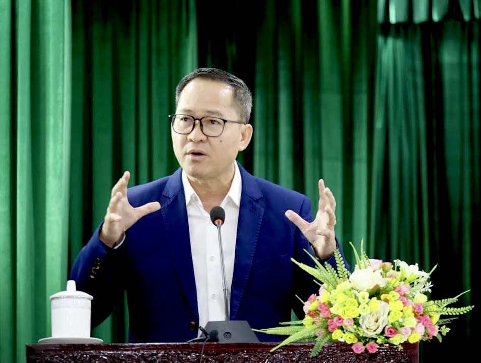 ប្រជុំពិនិត្យ និងពិភាក្សាអំពីការរៀបចំបង្កើតក្រុមប្រឹក្សាក្រមសីលធម៌សារព័ត៌មាន កម្ពុជា