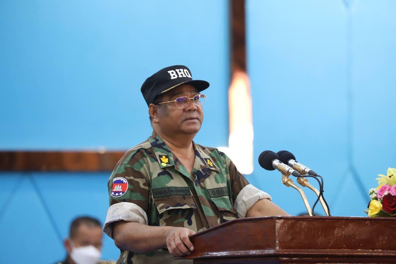 នាយឧត្តមសេនីយ៍ ហ៊ីង ប៊ុនហៀង ប្រកាសគាំទ្រ ចំណាត់ការរបស់ រាជរដ្ឋាភិបាលកម្ពុជា ក្នុងការសម្រេចលុបអាជ្ញាបណ្ណសារព័ត៌មាន VOD ដើម្បីពង្រឹងវិជ្ជាជីវៈសារព័ត៌មាន