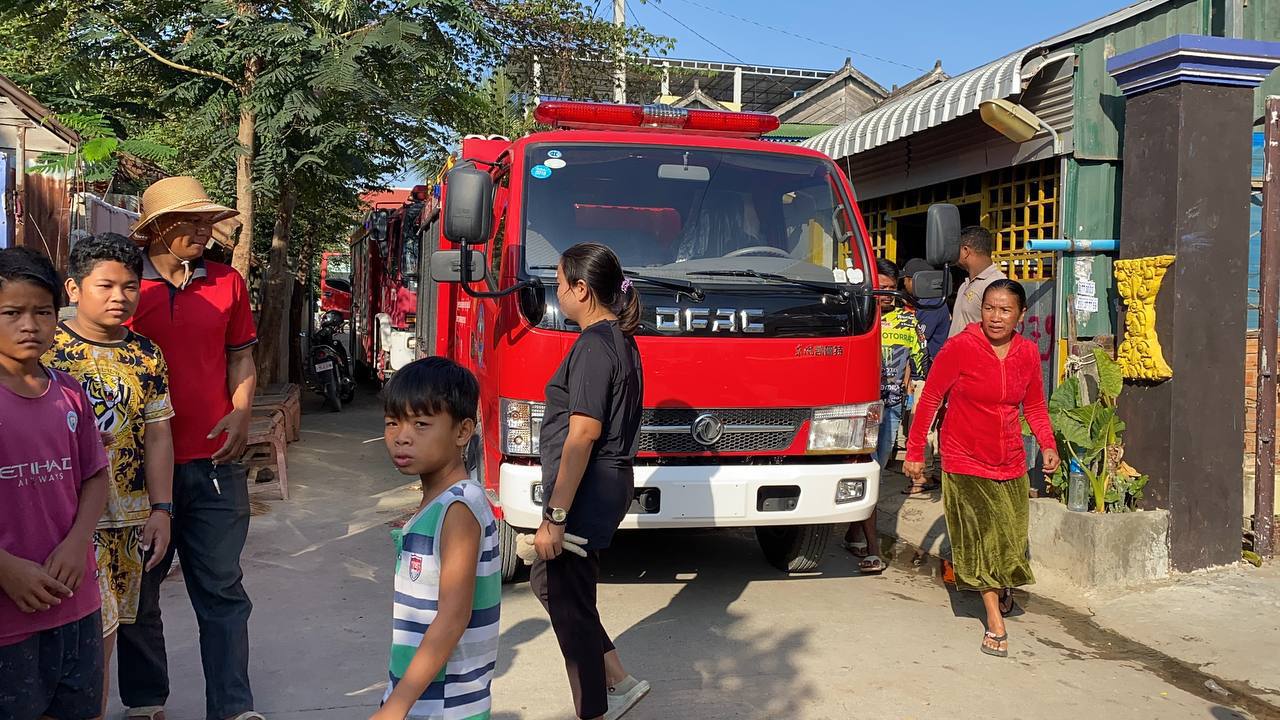 ត្រៀមលុយទុកការកូនសរុប ៨.៩០០ដុល្លារ នៅក្នុងផ្ទះ ត្រូវអគ្គិភ័យឆេះខ្ទេច