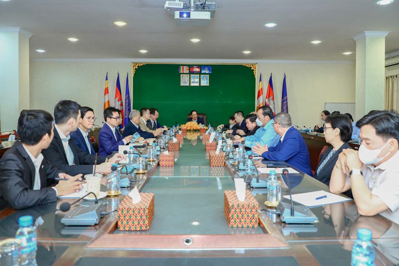 ក្រសួងការងារបើកកិច្ចប្រជុំត្រៀមសម្រាប់ការអនុវត្ត បើកផ្តល់ប្រាក់ឧបត្ថម្ភជូនកម្មករនិយោជិតដែលត្រូវបានរោងចក្រព្យួរកិច្ចសន្យាការងារ