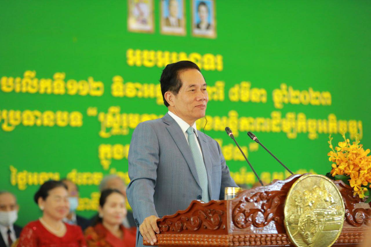 អភិបារាជធានីភ្នំពេញ អំពាវនាវដល់ អង្គភាពពាក់ព័ន្ធ និងដៃគូអភិវឌ្ឍន៍ទាំងអស់ សូមបន្តរួមគ្នាឱ្យកាន់តែល្អប្រសើរបន្ថែមទៀត ក្នុងបុព្វហេតុលើកកម្ពស់សិទ្ធិនារី និងត្រូវស្គាល់អំពីសុខទុក្ខរបស់នារី ដើម្បីជួយដល់ពួកគាត់ ក្នុងការទប់ស្កាត់ អំពើហិង្សាក្នុងគ្រួសារ ការជួញដូរស្រ្តី និងកុមារ