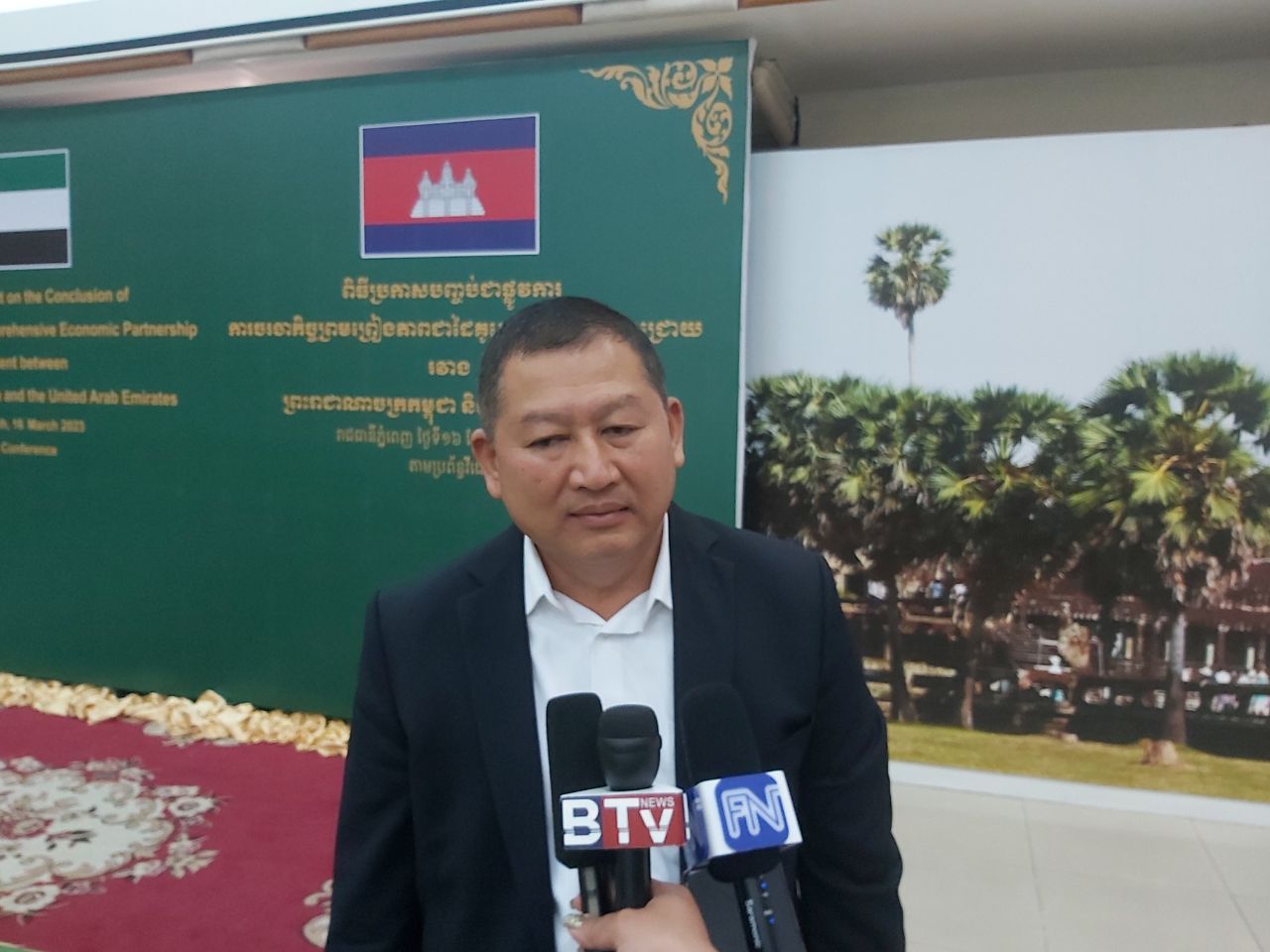 មន្រ្តីនាំពាក្យក្រសួងពាណិជ្ជកម្ម៖រាជរដ្ឋាភិបាលកំពុងគិតគូពីតម្លៃប្រេងសាំងក្នុងថ្ងៃពិធីបុណ្យចូលឆ្នាំខ្មែរដើម្បីឱ្យសមរម្យ និងប្រើប្រាស់គ្រប់គ្រាន់