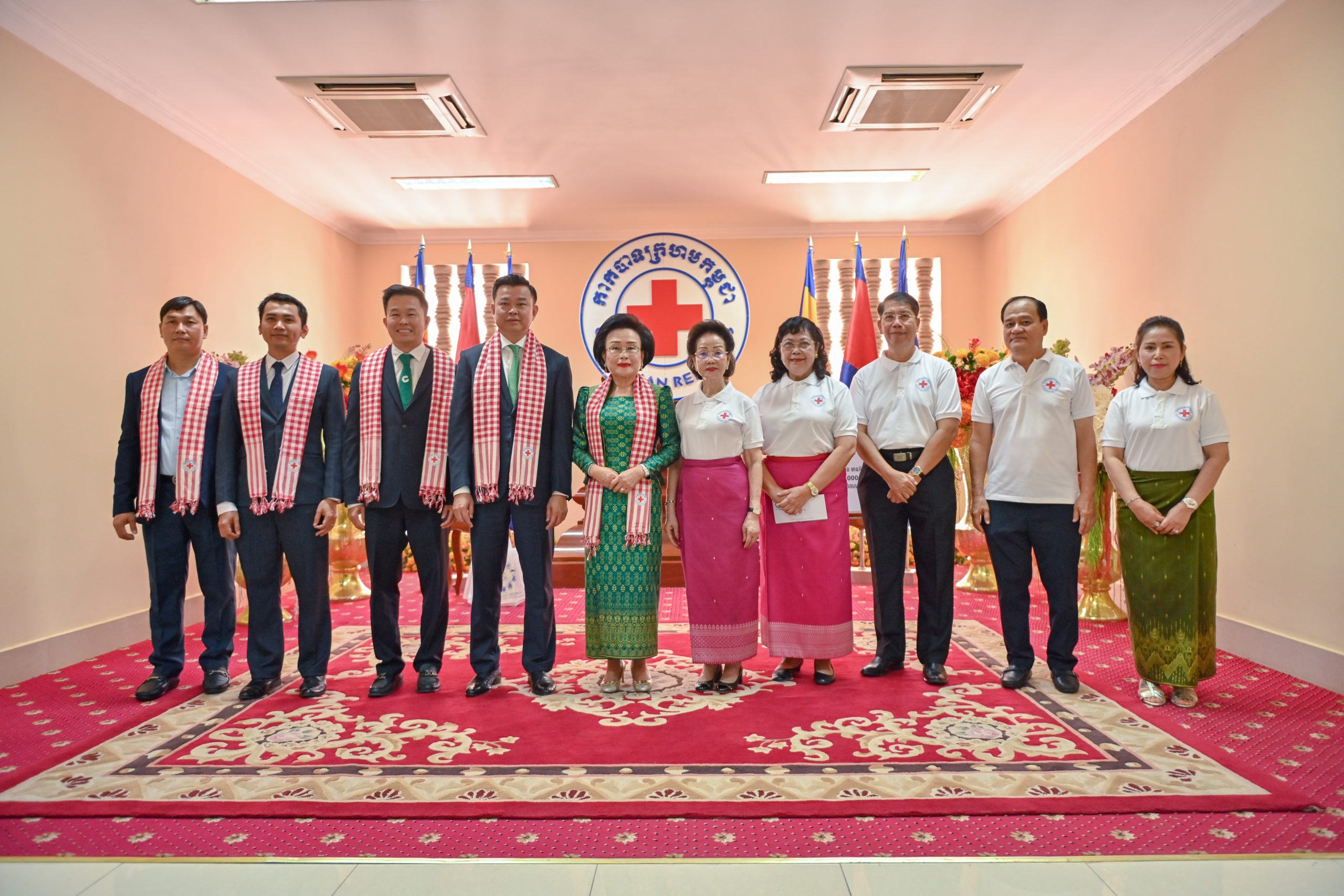 ក្រុមហ៊ុន ជីប ម៉ុង ឧបត្ថម្ភថវិកា ៧០ម៉ឺនដុល្លារ ជូនកាកបាទក្រហមកម្ពុជា អបអរទិវា ៨ ឧសភា ២០២៣
