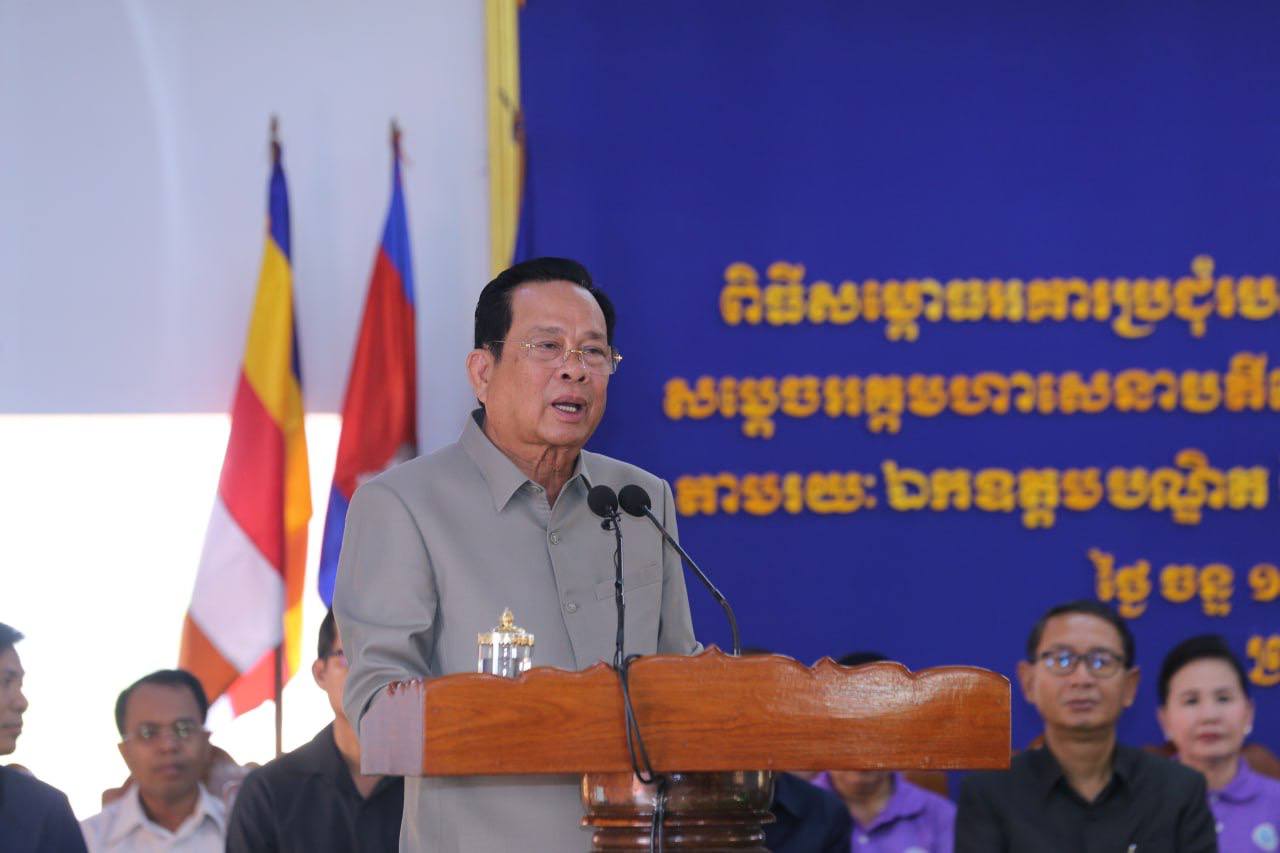 រដ្ឋមន្ត្រីក្រសួងការងារ ដឹកនាំគណៈប្រតិភូ ចុះសួរសុខទុក្ខ និងសម្ពោធអគារប្រជុំ នៃកងពលតូចអន្តរាគមន៍លេខ៧