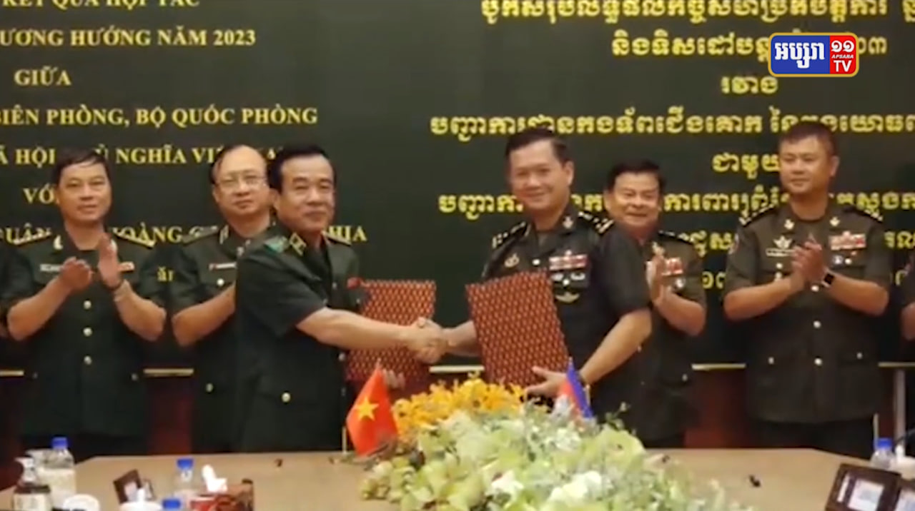 បញ្ជាការដ្ឋានកងទ័ពជើងគោកកម្ពុជា និងបញ្ជាការបញ្ជាការដ្ឋានកងទ័ពការពារព្រំដែនវៀតណាម ពង្រឹងទំនាក់ទំនង នៃកិច្ចសហប្រតិបត្តិការ (Video Inside)