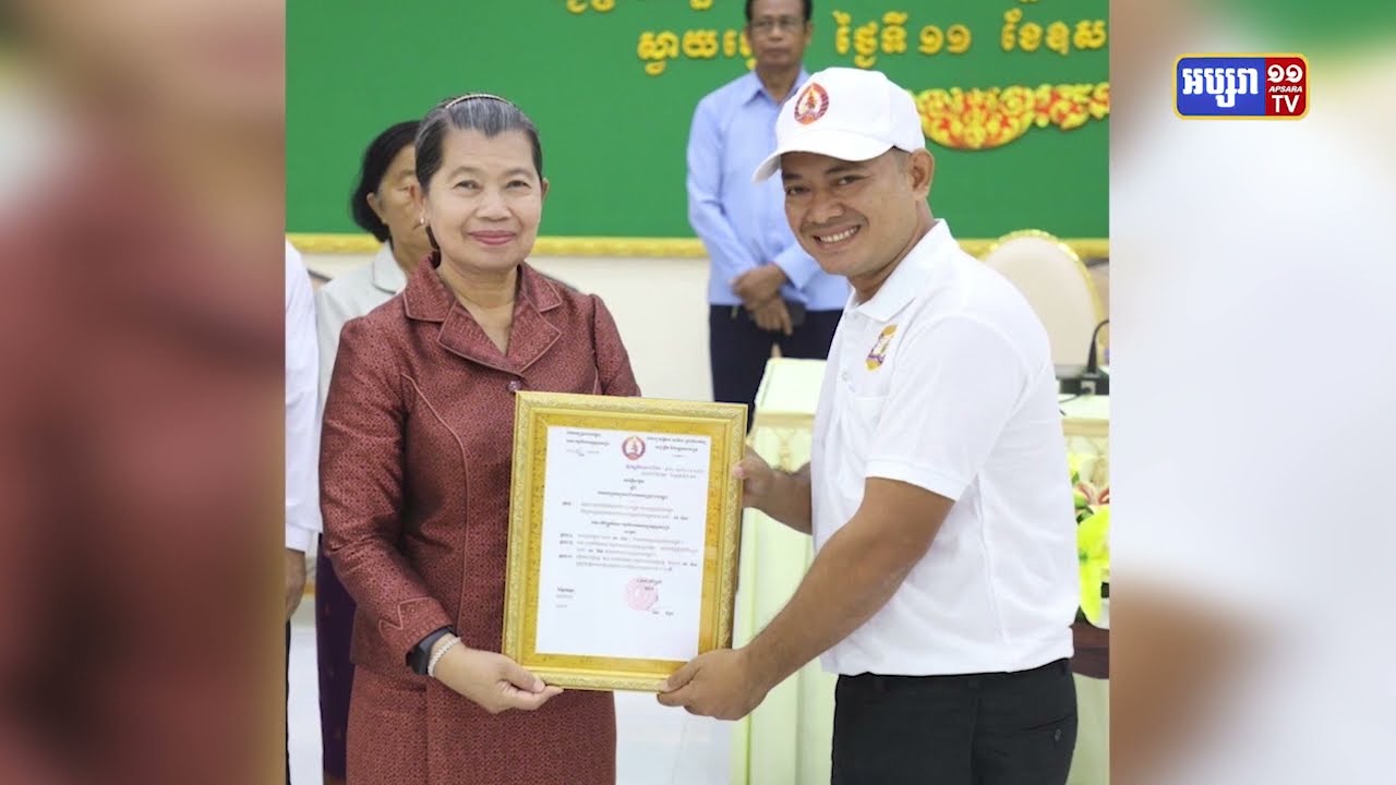 សម្តេចកិត្តិសង្គហបណ្ឌិត ម៉ែន សំអន បកអាក្រាតល្បិចកលក្រុមប្រើស្លាកលទ្ធិប្រជាធិបតេយ្យក្លែងក្លាយ (Video Inside)
