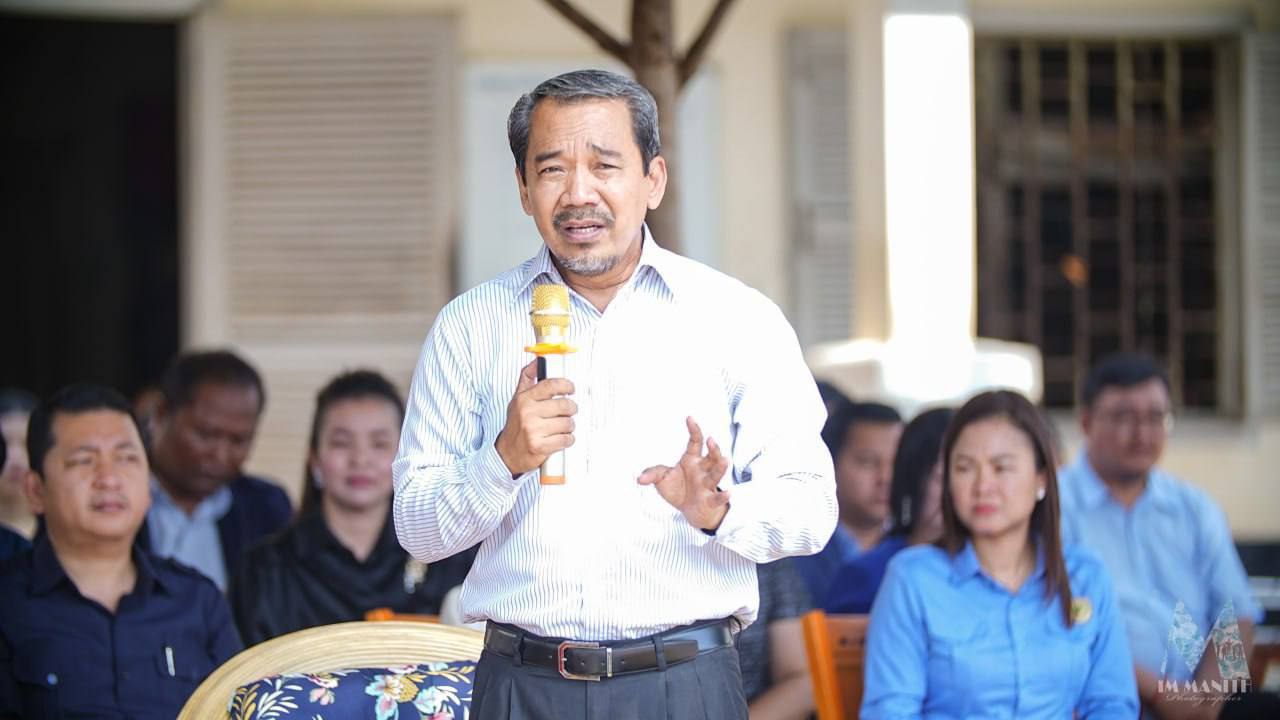 ប្រធានគណៈកម្មាធិការសិទ្ធមនុស្សកម្ពុជា ​ជួបអ្នក​ទទួលការព្យាបាលក្នុង «មជ្ឈមណ្ឌលឱកាសខ្ញុំ»