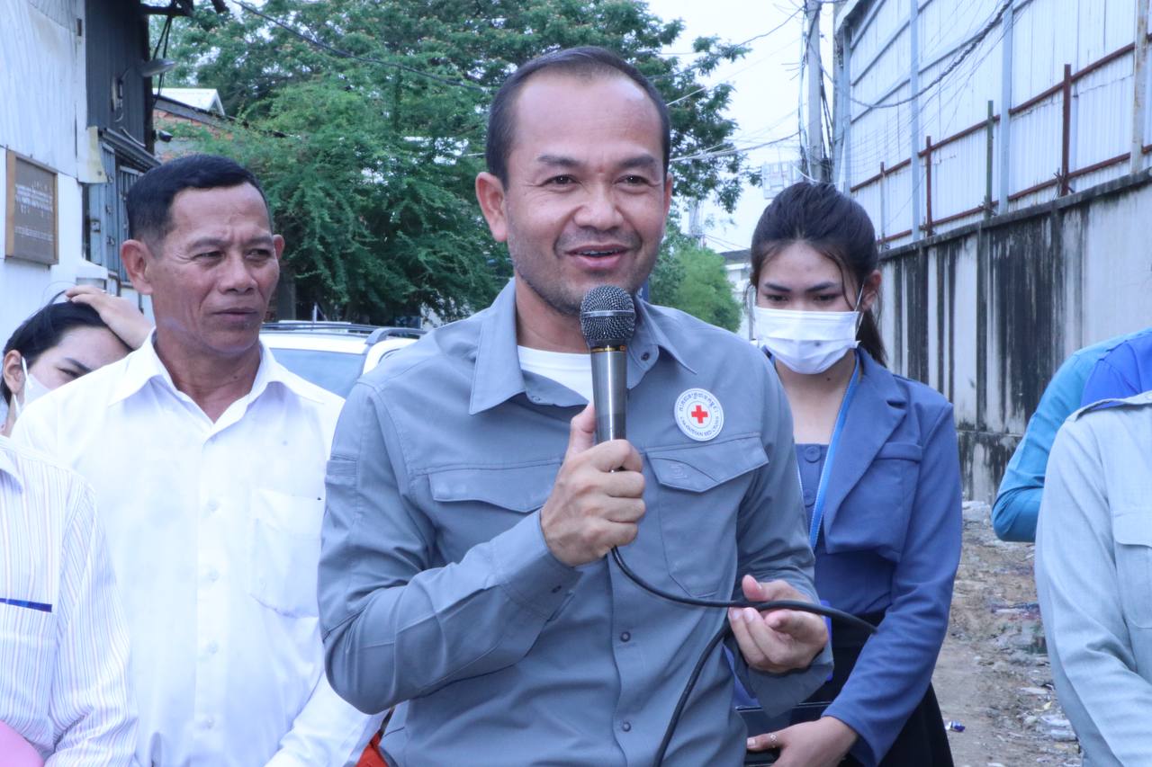លោកហែម ដារិទ្ធិ ៖ សម្តេចកិត្តិព្រឹទ្ធបណ្ឌិតប៊ុនរ៉ានី ហ៊ុនសែន តែងតែគិតគូរពីសុខទុក្ខ និងការលំបាករបស់ប្រជាពលរដ្ឋ ហើយដោះស្រាយរាល់បញ្ហាលំបាកបានទាន់ពេលវេលា