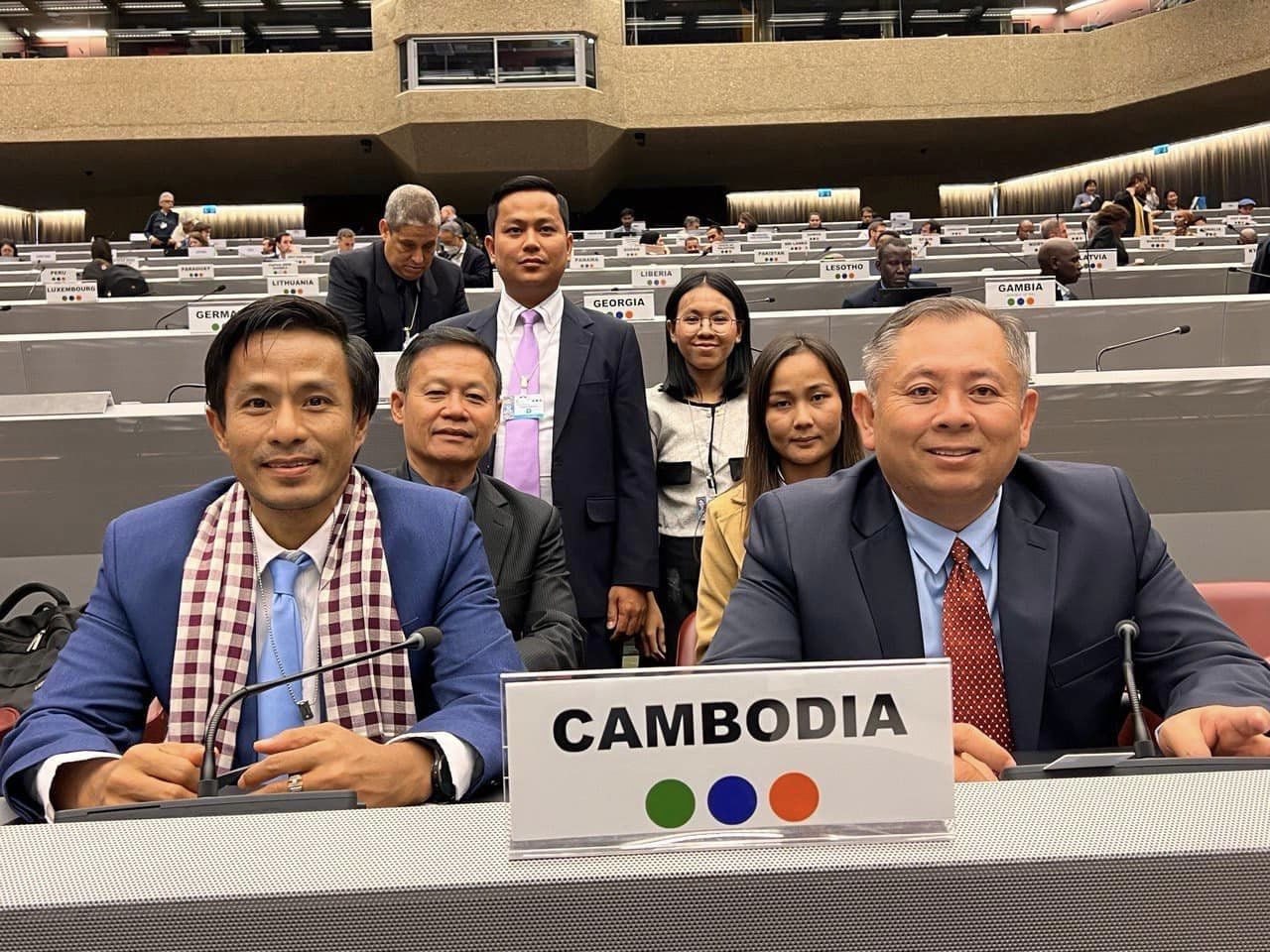 កម្ពុជា ប្តេជ្ញា​ចូលរួមជាមួយសហគមន៍អន្តរជាតិលើកិច្ចគាំពារបរិស្ថាន​ និងការពារសុខភាពសាធារណៈ