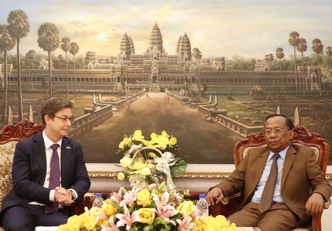 រដ្ឋមន្រ្តីក្រសួងសង្គមកិច្ច និងទូតអូស្រ្តាលី ជួបពិភាក្សាលើការងារលើកកម្ពស់ជនមានពិការភាព