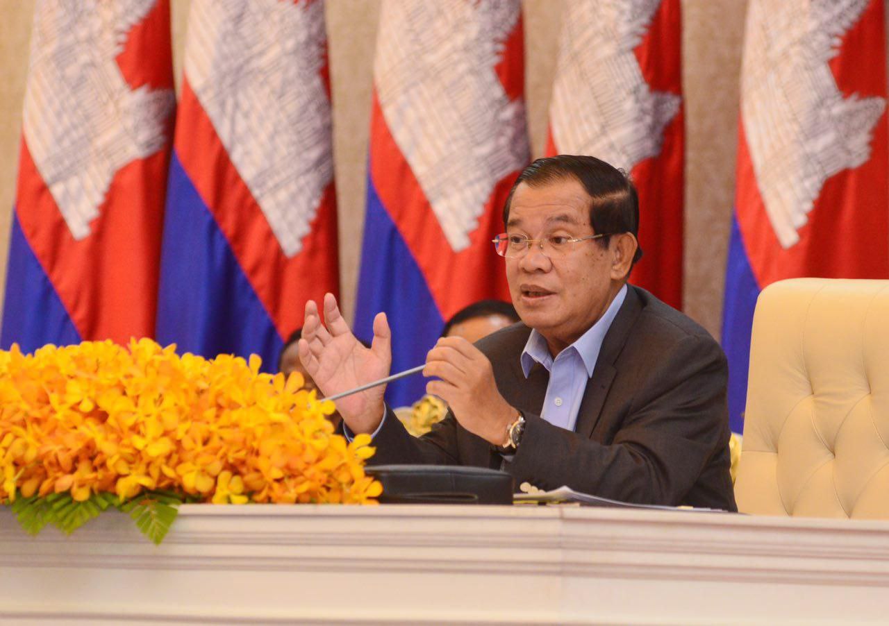 រសៀលនេះ សម្តេចតេជោ ហ៊ុន សែន អញ្ជើញជួបសំណេះសំណាល ជាមួយប្រតិភូកីឡាអាស៊ានប៉ារ៉ាហ្គេម លើកទី១២