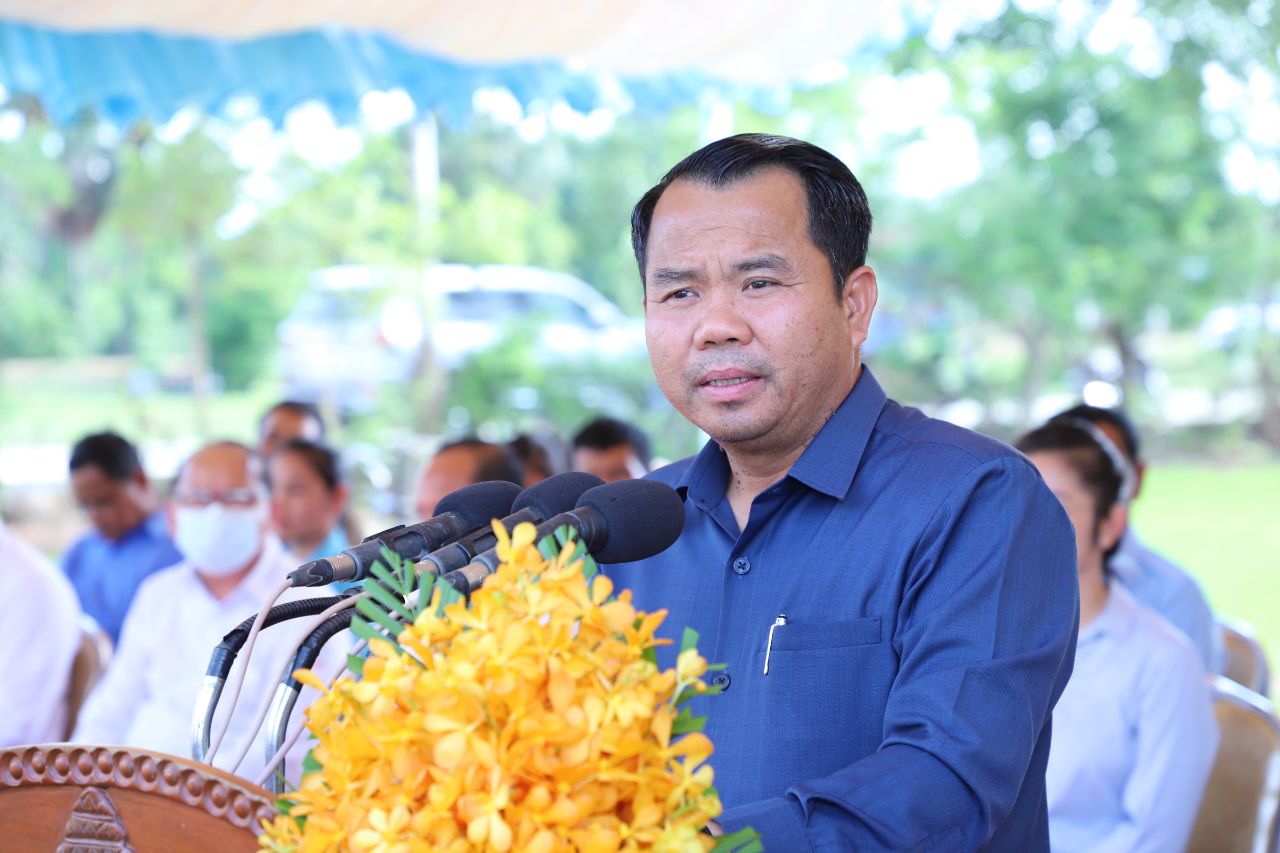 អភិបាលខេត្តកណ្ដាល ៖ អាជ្ញាធរស្រុកពញាឮ មិនឱ្យមានដាច់ខាតគ្រប់ល្បែងស៊ីសង នៅក្នុងមូលដ្ឋាន ពិសេសកងកម្លាំងមានសមត្ថកិច្ចមិនត្រូវពាក់ព័ន្ធជាមួយបទល្មើសឡើយ