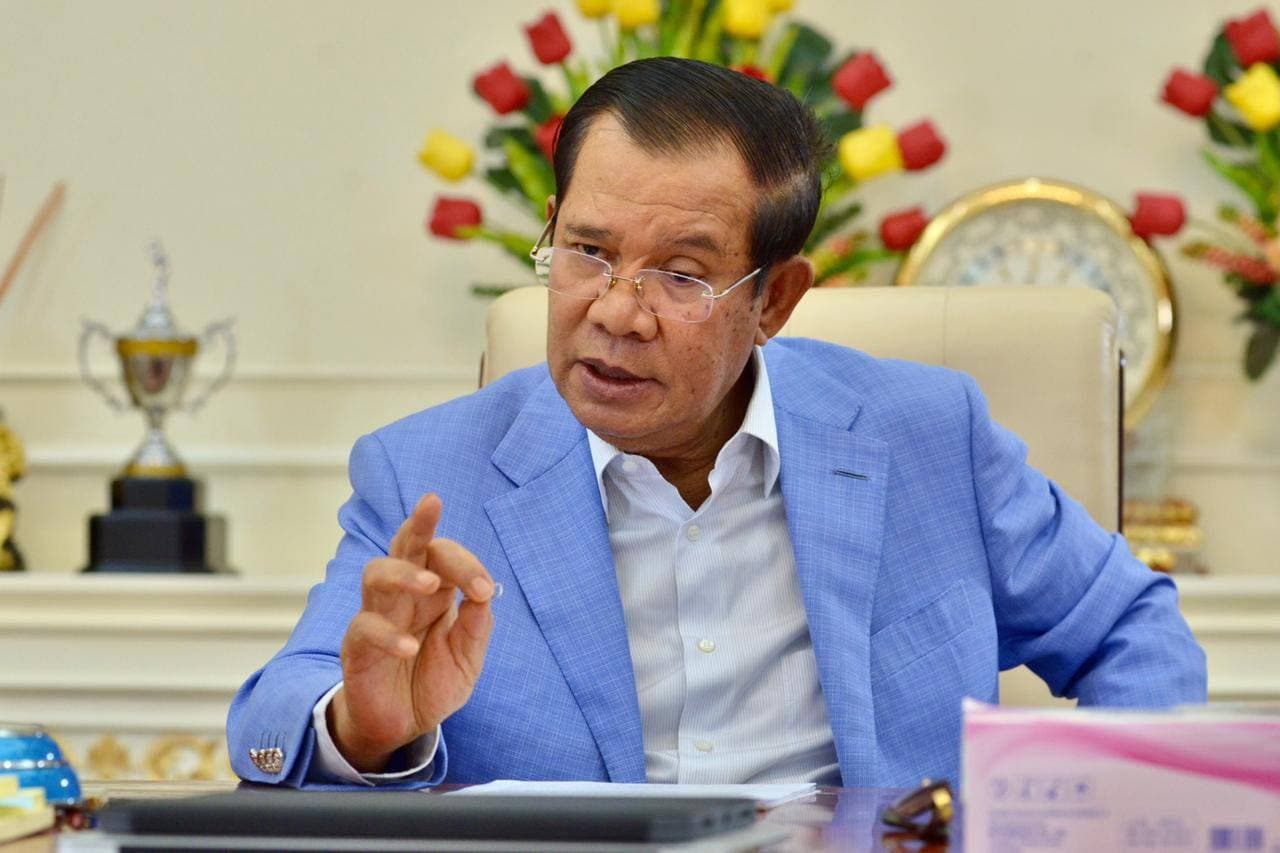 សម្តេចតេជោ ហ៊ុន សែន ព្រមានលោក ស សាឡុងដេត មន្ត្រីគណបក្សភ្លើងទៀន ដែលបានតិះទៀនលើការរៀបចំស៊ីហ្គេម និងអាស៊ានប៉ារ៉ាហ្គេម