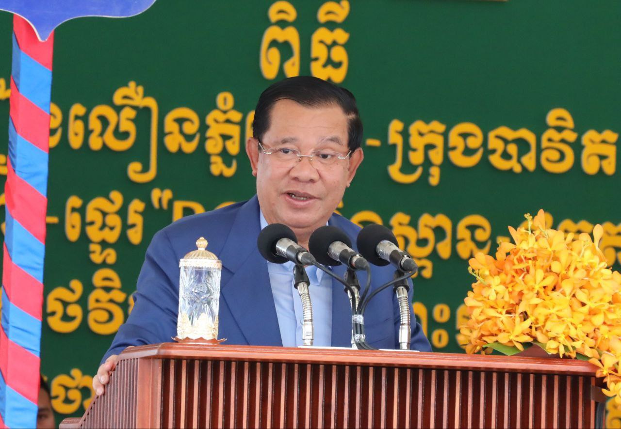 សម្ដេចតេជោ ហ៊ុន សែន៖ ផ្លូវល្បឿនលឿន ភ្នំពេញ-បាវិត ជាគម្រោងផ្លូវល្បឿនលឿនអាស៊ាន ដែលនឹងផ្ដល់ប្រយោជន៍ច្រើនដល់កម្ពុជា