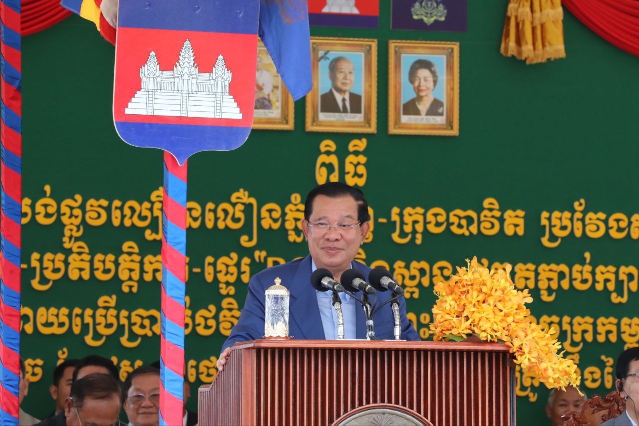 សម្ដេចតេជោ ហ៊ុន សែន៖ ៥០ឆ្នាំក្រោយ ផ្លូវល្បឿនលឿនភ្នំពេញ-ព្រះសីហនុ និងភ្នំពេញ-បារិត នឹងគ្រប់គ្រងដោយកម្ពុជាវិញ
