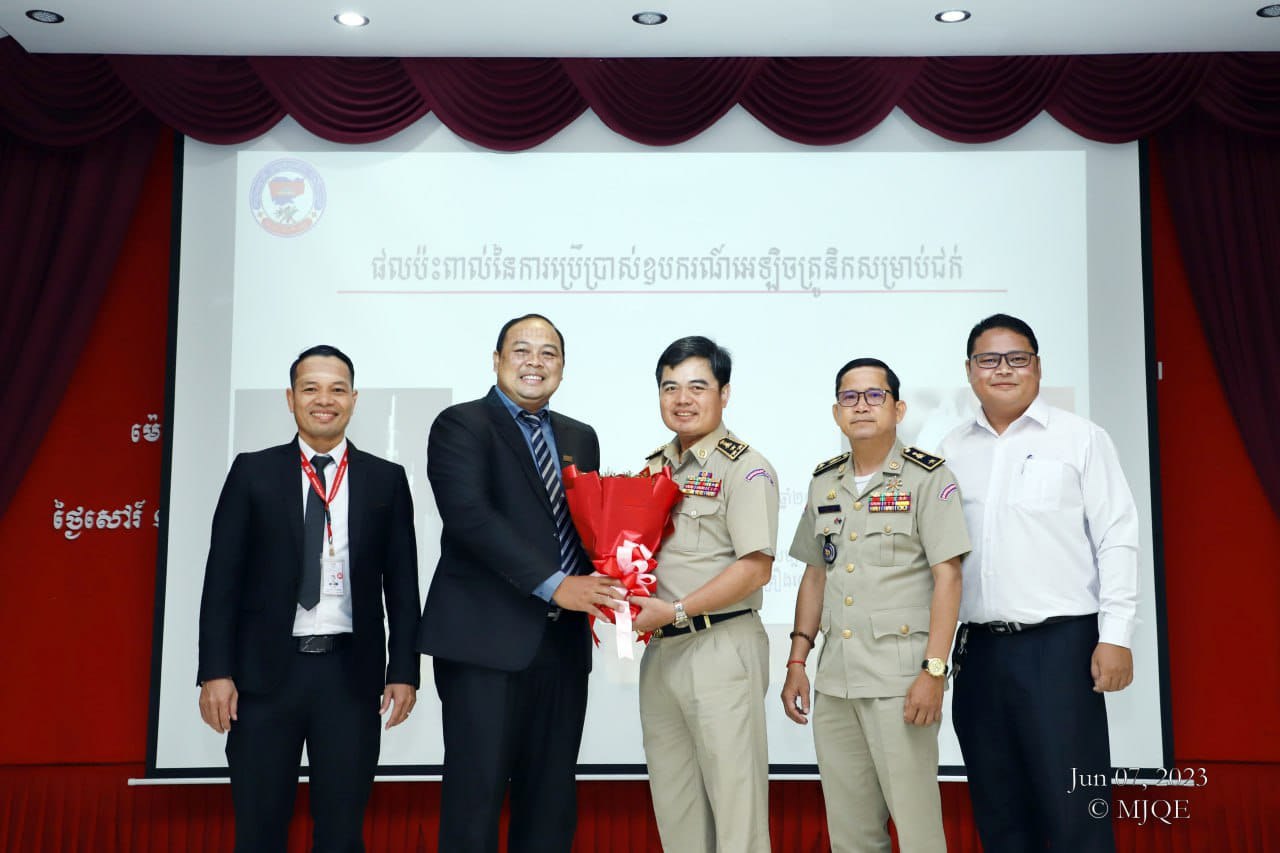 យុវសិស្សចំនួន ៦០០នាក់ បានទទួលចំណេះដឹងពីបញ្ហាគ្រឿងញៀន និងបារីអេឡិចត្រូនិក ពីអាជ្ញាធរជាតិគ្រឿងញៀន 