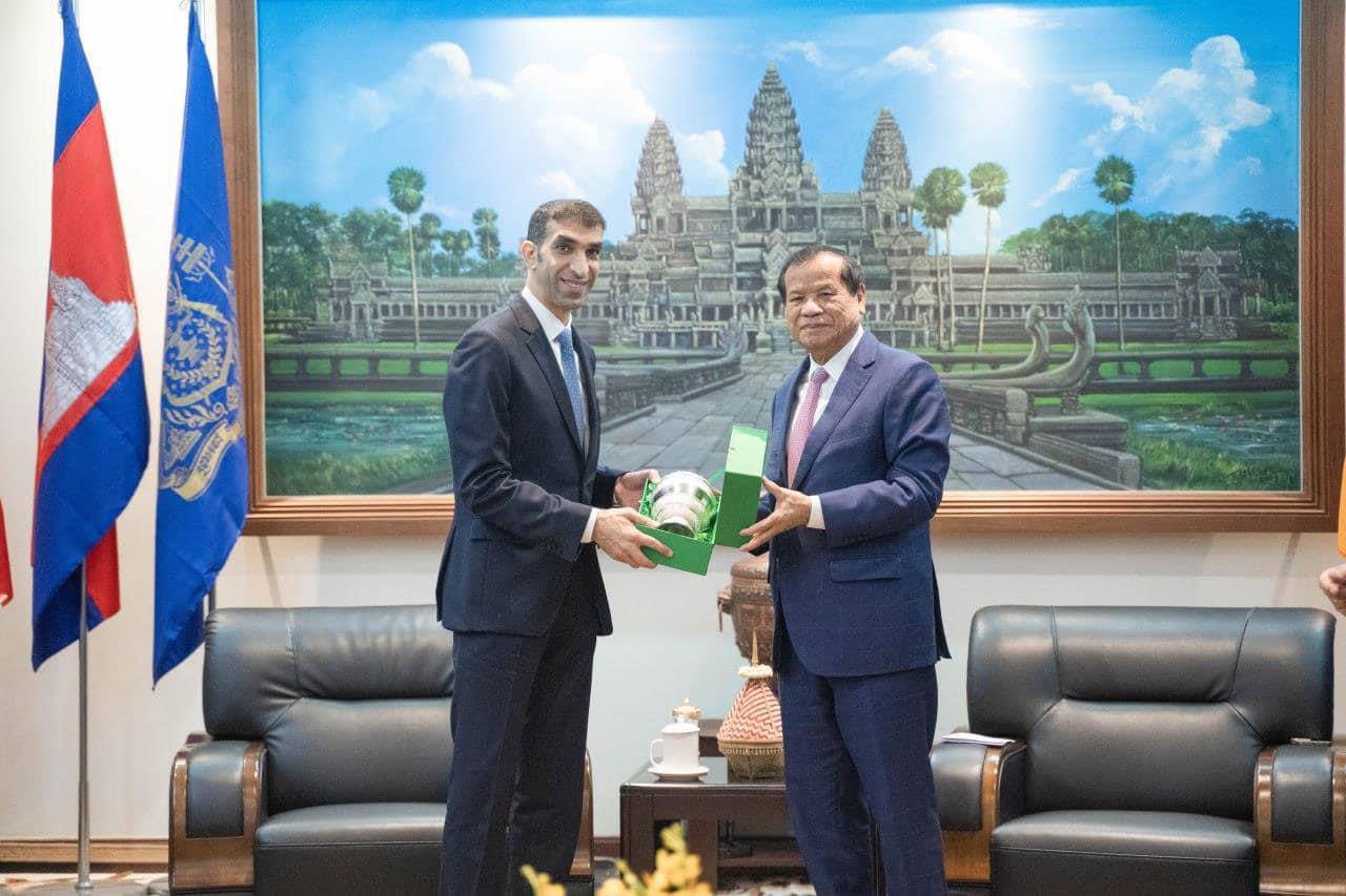 ឯកឧត្តម ថោង ខុន បង្ហាញឱកាសវិនិយោគលើវិស័យទេសចរណ៍នៅកម្ពុជា ដល់រដ្ឋមន្ត្រីពាណិជ្ជកម្មអន្តរជាតិអេមីរ៉ាតអារ៉ាប់រួម