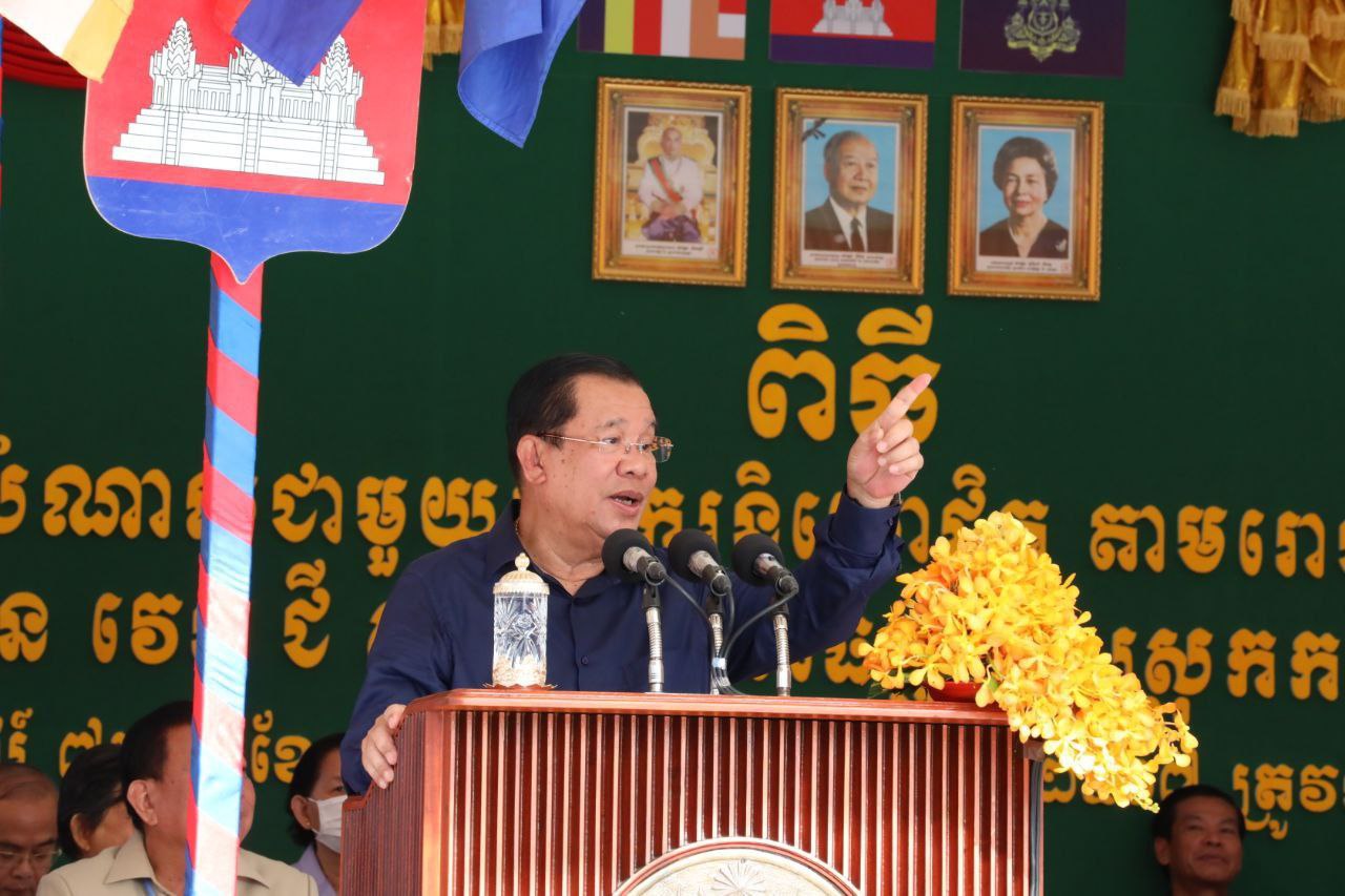 សម្តេចតេជោ ហ៊ុន សែន ព្រមានមន្រ្តីបក្សភ្លើងទៀនមួយរូប ដែលវាយប្រហាររិះគន់លើការរៀបចំស៊ីហ្គេម និងអាស៊ានប៉ារ៉ាហ្គេម