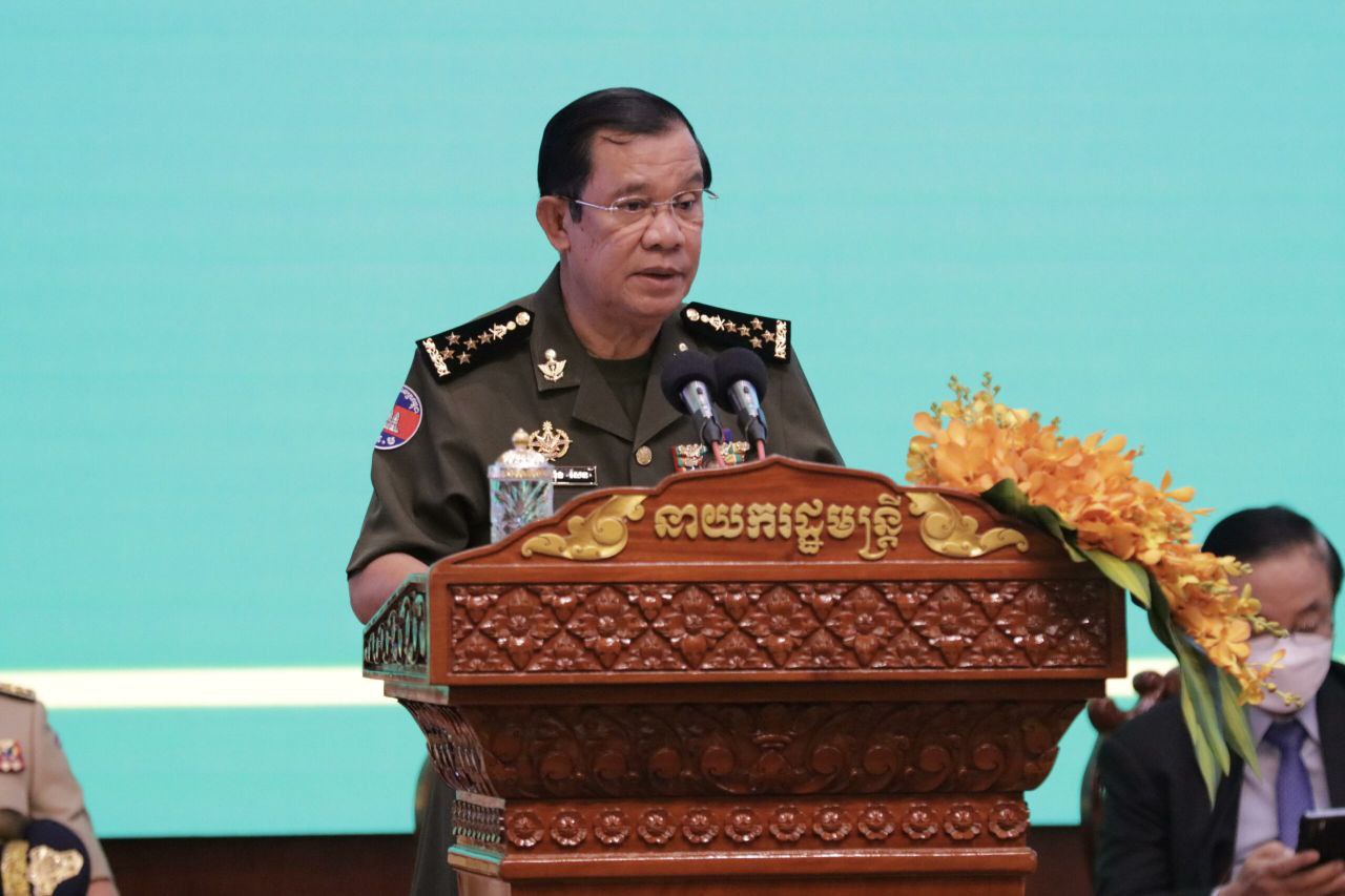 ព្រឹកនេះ សម្ដេចតេជោ ហ៊ុន សែន អញ្ជើញជាអធិបតីសម្ពោធដាក់ឲ្យប្រើប្រាស់សមិទ្ធិផលនានា នៃកងពលតូចលេខ៧០