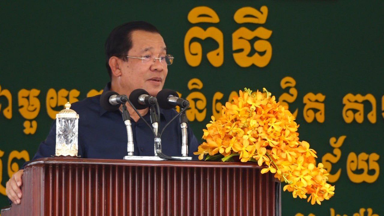 សម្តេចតេជោ ហ៊ុន សែន៖ វត្តមានរោងចក្រវិស័យកាត់ដេរនៅកម្ពុជា បានកើនដល់ ១.៣២៦ ខណៈការនាំចេញមានប្រមាណ ១៣ពាន់លានដុល្លារអាម៉េរិក នៅឆ្នាំ២០២២