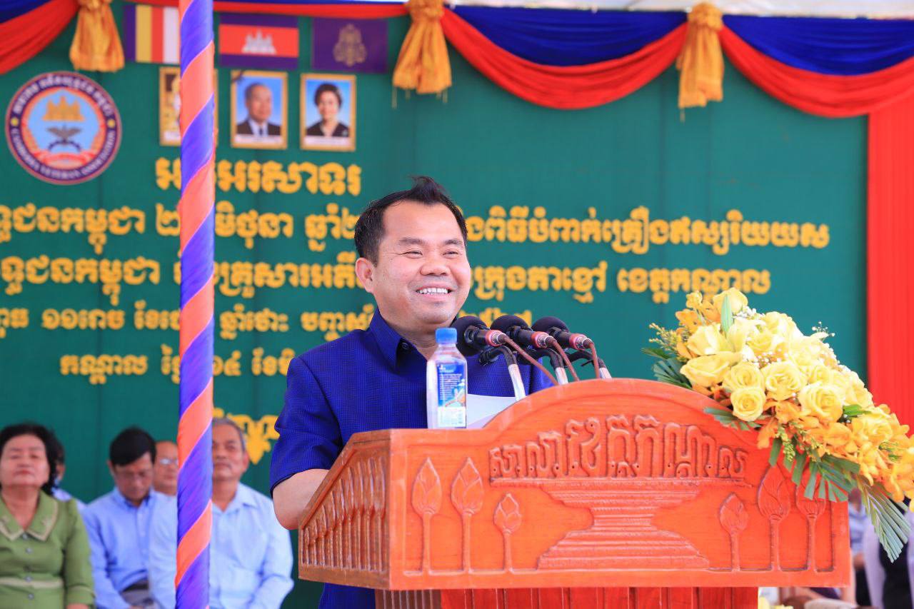 អភិបាលខេត្តកណ្តាល ៖ សម្តេចតេជោ ហ៊ុន សែន បានដាក់ចេញ គោលនយោបាយ លើកកម្ពស់ជីវភាពរស់នៅ បងប្អូនអតីតយុទ្ធជន ឱ្យកាន់តែប្រសើរឡើង