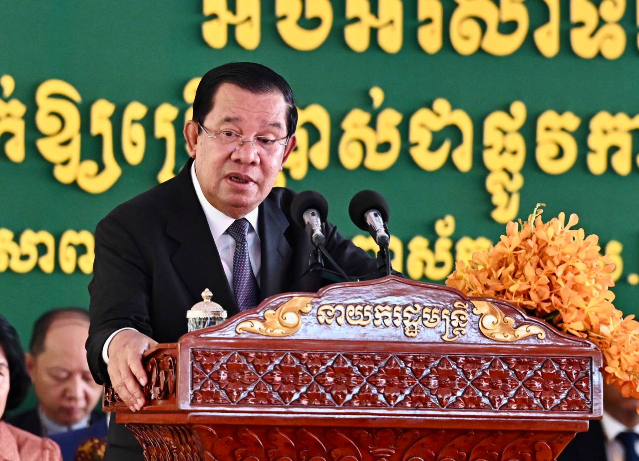 សម្តេចតេជោ ហ៊ុន សែន ណែនាំឱ្យសិក្សាបង្កើតតុលាការពាណិជ្ជកម្មនៅអាណត្តិក្រោយ